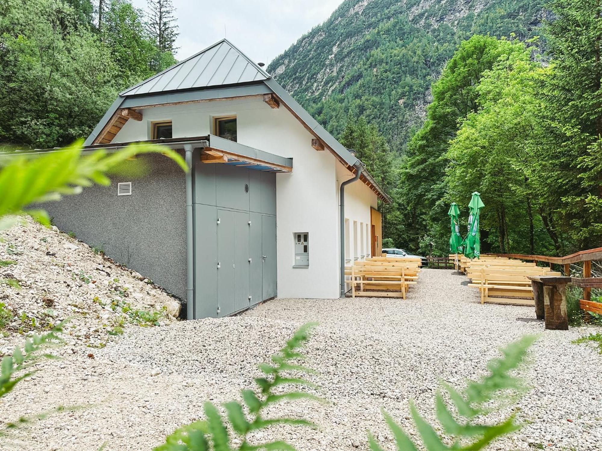 Koca Ob Izviru Soce Trenta Exterior foto